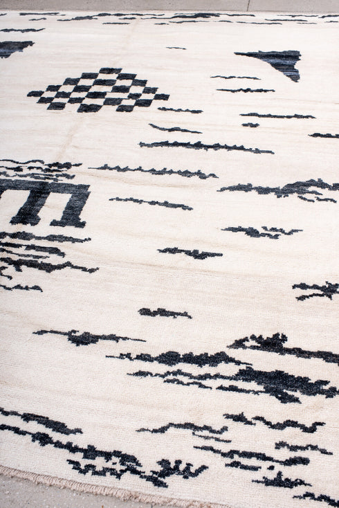 Vintage Moroccan Area Rug (8' x 10')